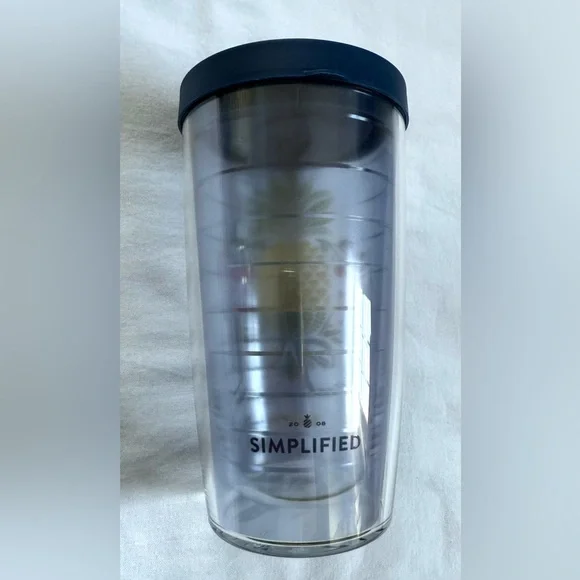 TERVIS Classic Pineapple Tumbler - Picture 5 of 7